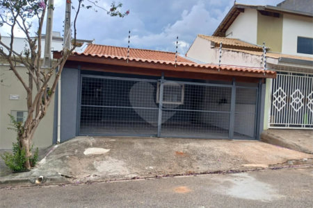 Casa de Vila à venda com 3 quartos, sendo 1 suíte, em Jardim Wanel Ville V, Sorocaba, SP