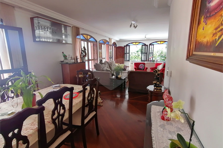 Casa Térrea à venda com 3 quartos, sendo 1 suíte,  em Vila Mariana, São Paulo, SP