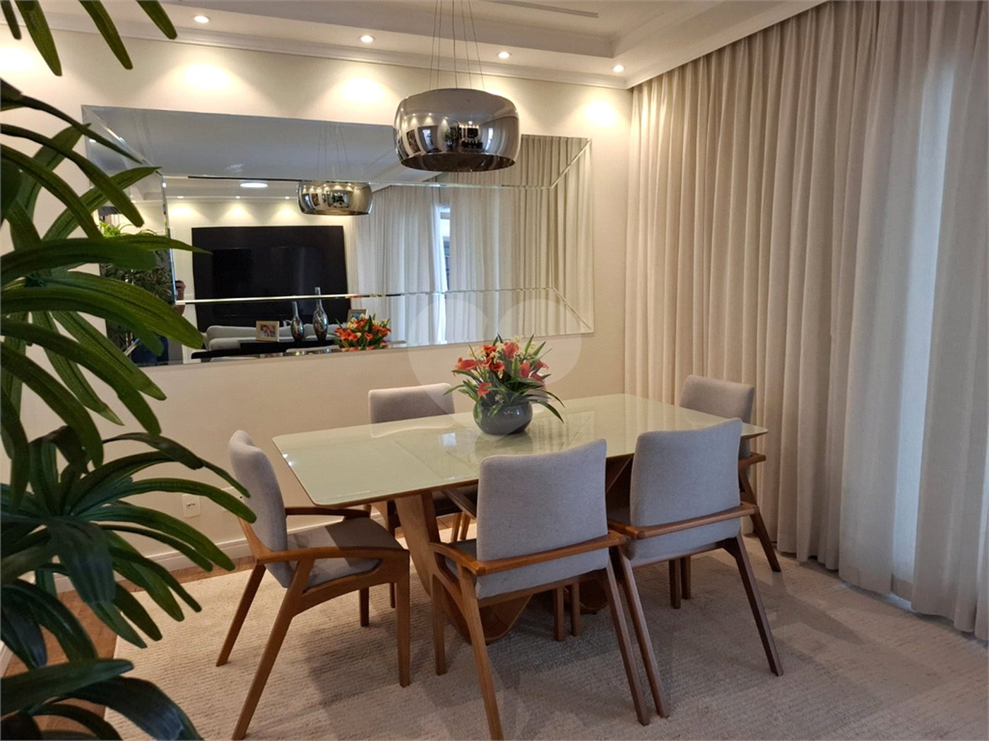 Apartamento à venda com 3 suítes em Barra Funda, São Paulo, SP