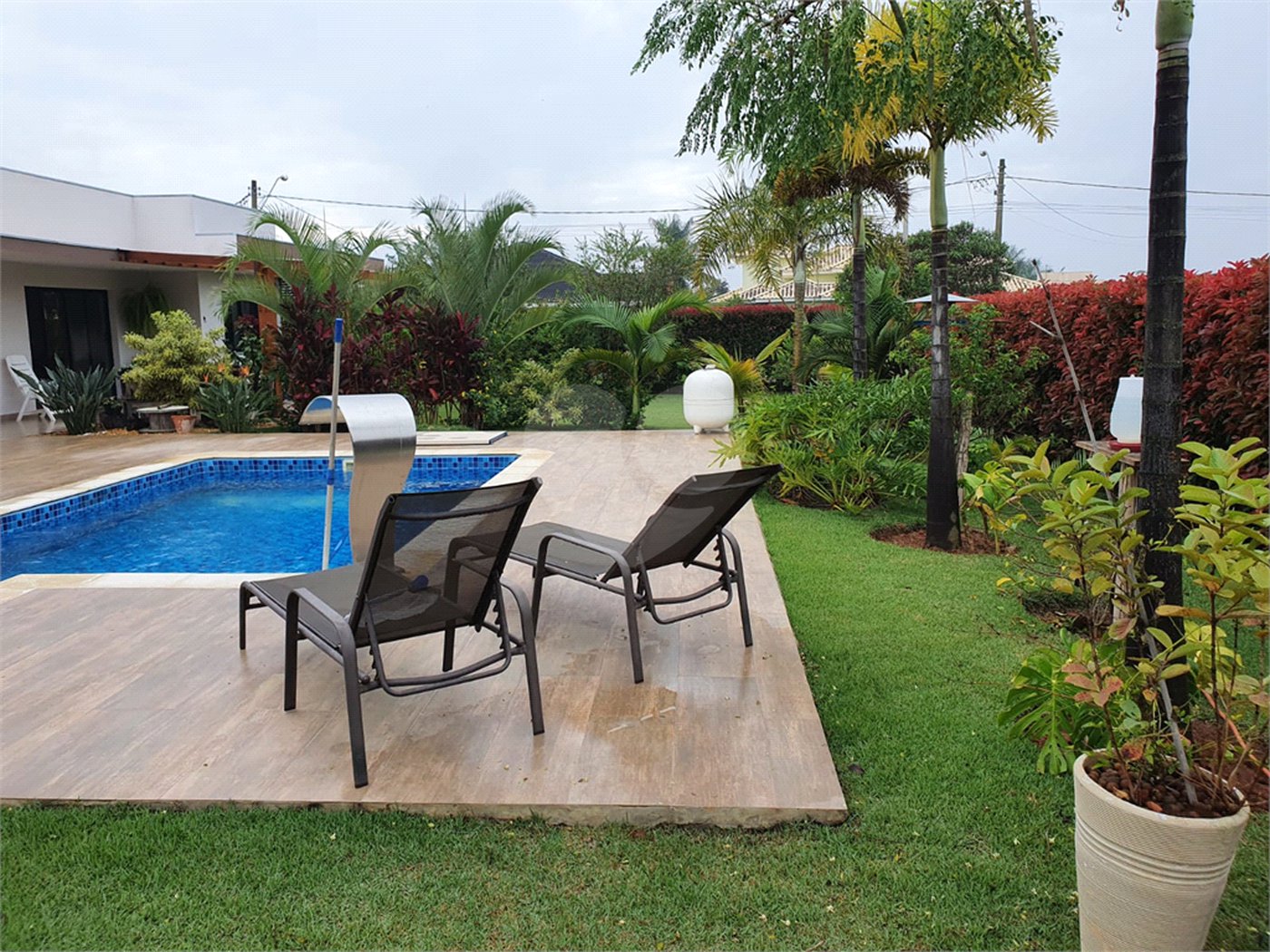 Casa à venda com 3 suítes no condomínio Village Ipanema 1, Araçoiaba da Serra - SP
