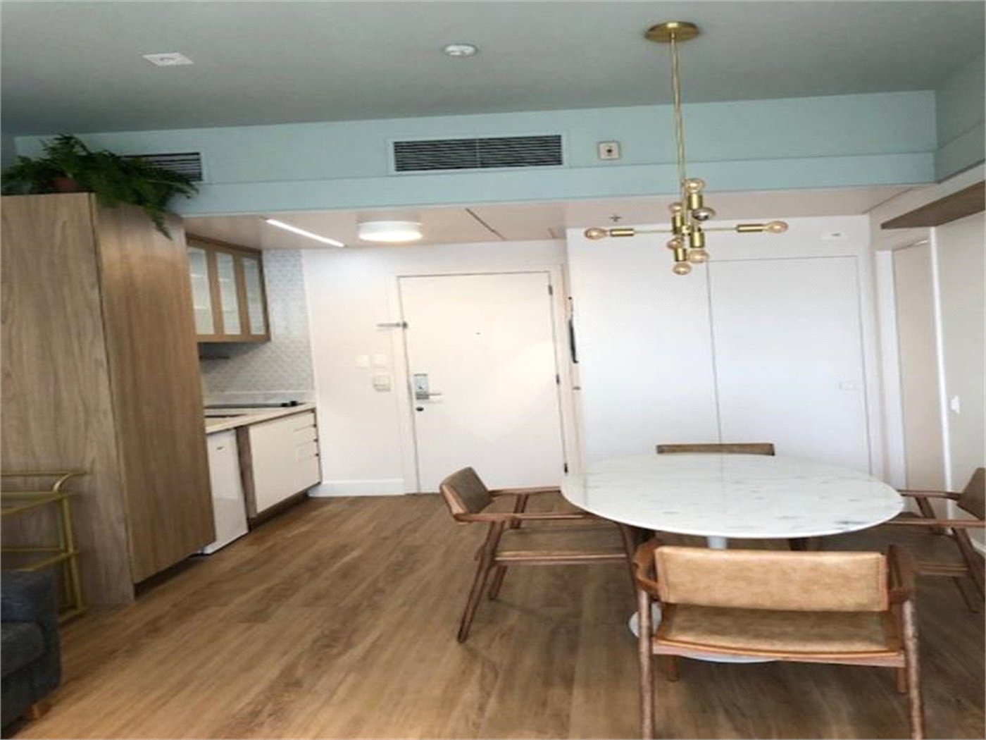 Flat à venda com 1 suíte em Santana, São Paulo, SP