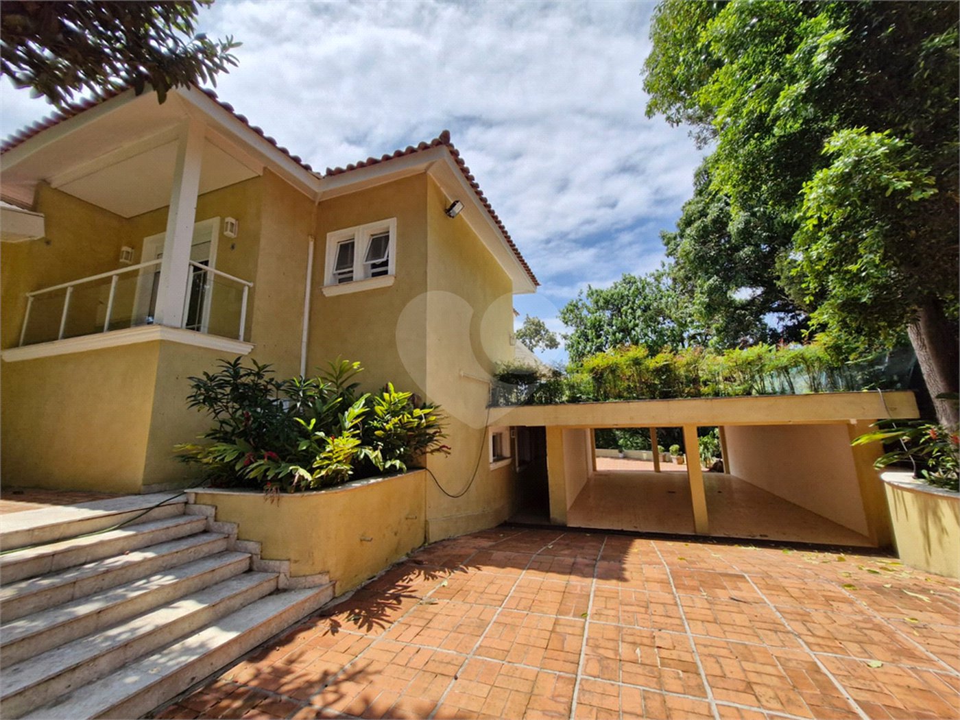 Casa à venda com 4 suítes no condomínio Chácara Flora, São Paulo - SP