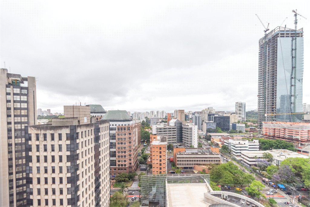 Apartamento à venda com 3 quartos, sendo 1 suíte, em Chácara Santo Antônio, São Paulo, SP