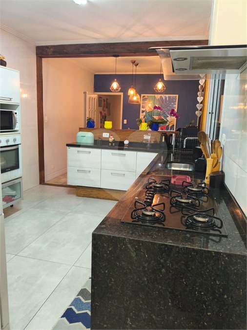 Sobrado à venda com 3 quartos, sendo 1 suíte, em Vila Libanesa, São Paulo, SP