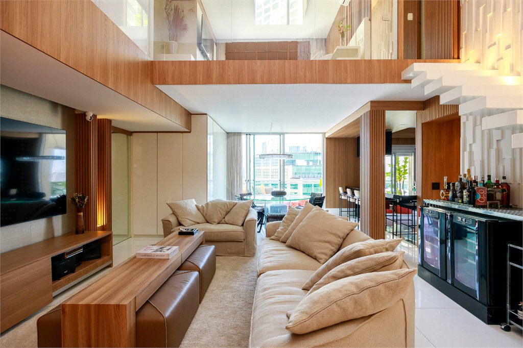 Apartamento à venda com 3 suítes em Cidade Monções, São Paulo, SP