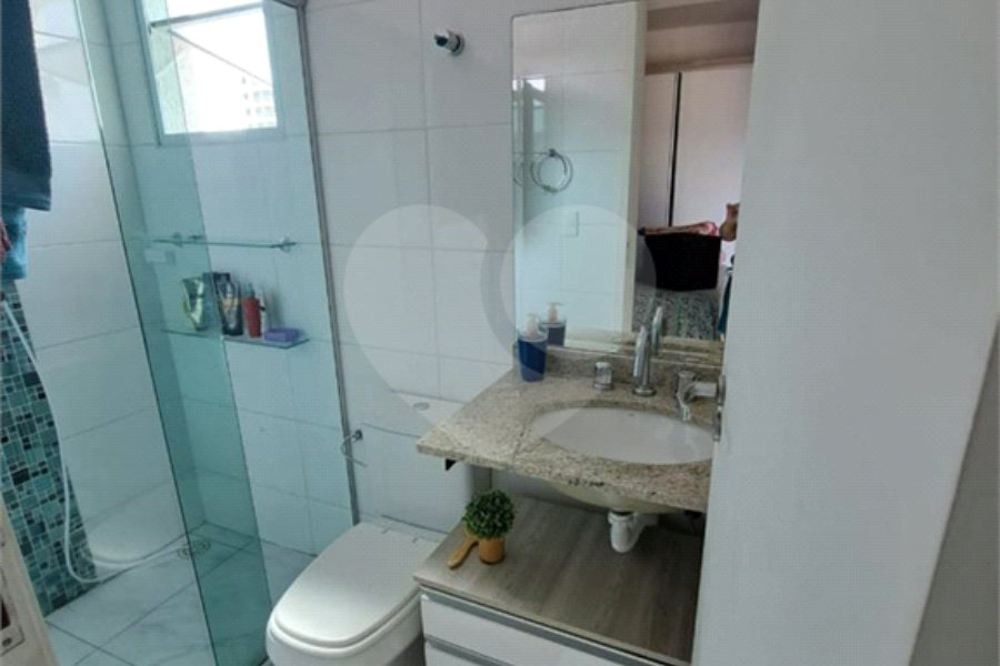 Sobrado à venda com 3 quartos, sendo 1 suíte,  em Vila Gustavo, São Paulo, SP
