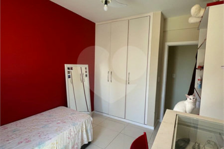 Apartamento à venda com 3 quartos, sendo 1 suíte, em Passagem, Cabo Frio, RJ