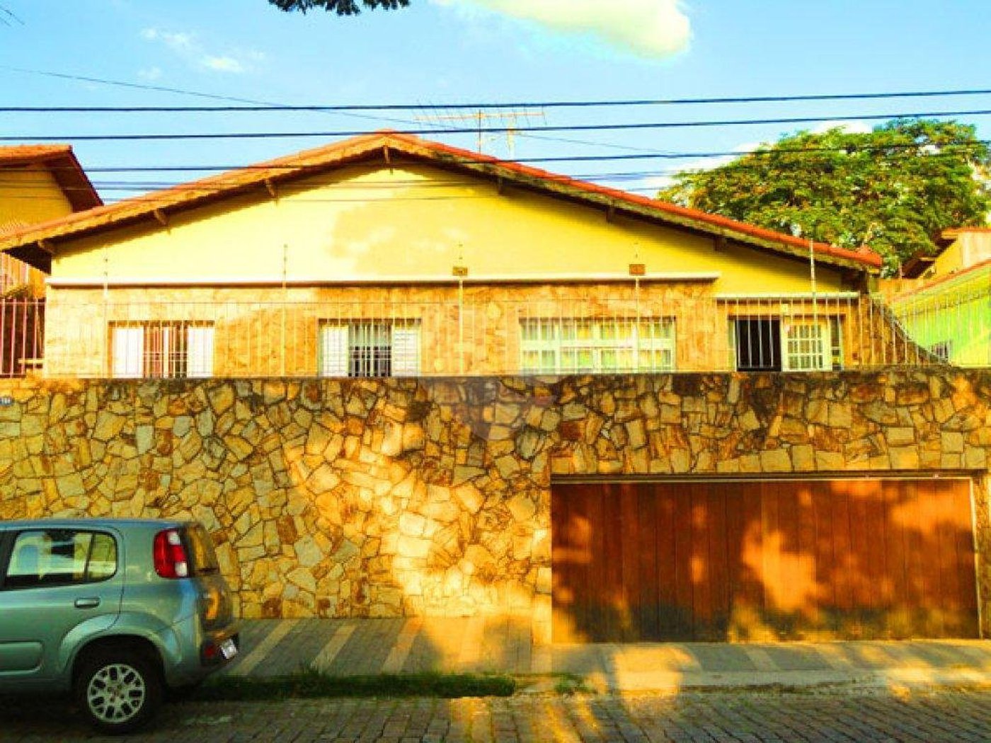 Casa Térrea à venda com 3 quartos, sendo 1 suíte, em Vila Galvão, Guarulhos, SP
