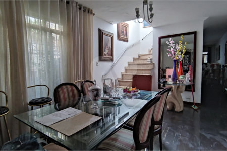 Casa à venda com 3 quartos, sendo 1 suíte, em Mirandópolis, São Paulo, SP