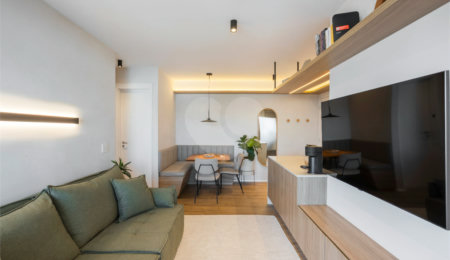 Apartamento à venda com 2 quartos, sendo 1 suíte,  em Santo Amaro, São Paulo, SP