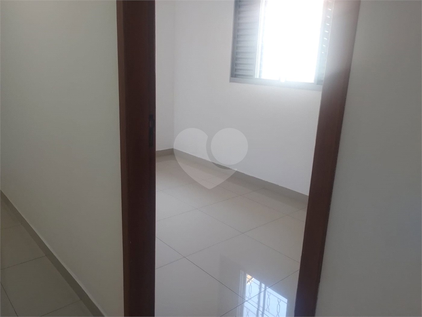 Casa à venda com 3 quartos, sendo 1 suíte, em Parque Industrial, São José dos Campos, SP