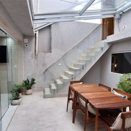 Casa à venda com 3 quartos, sendo 2 suítes, em Vila Medeiros, São Paulo, SP