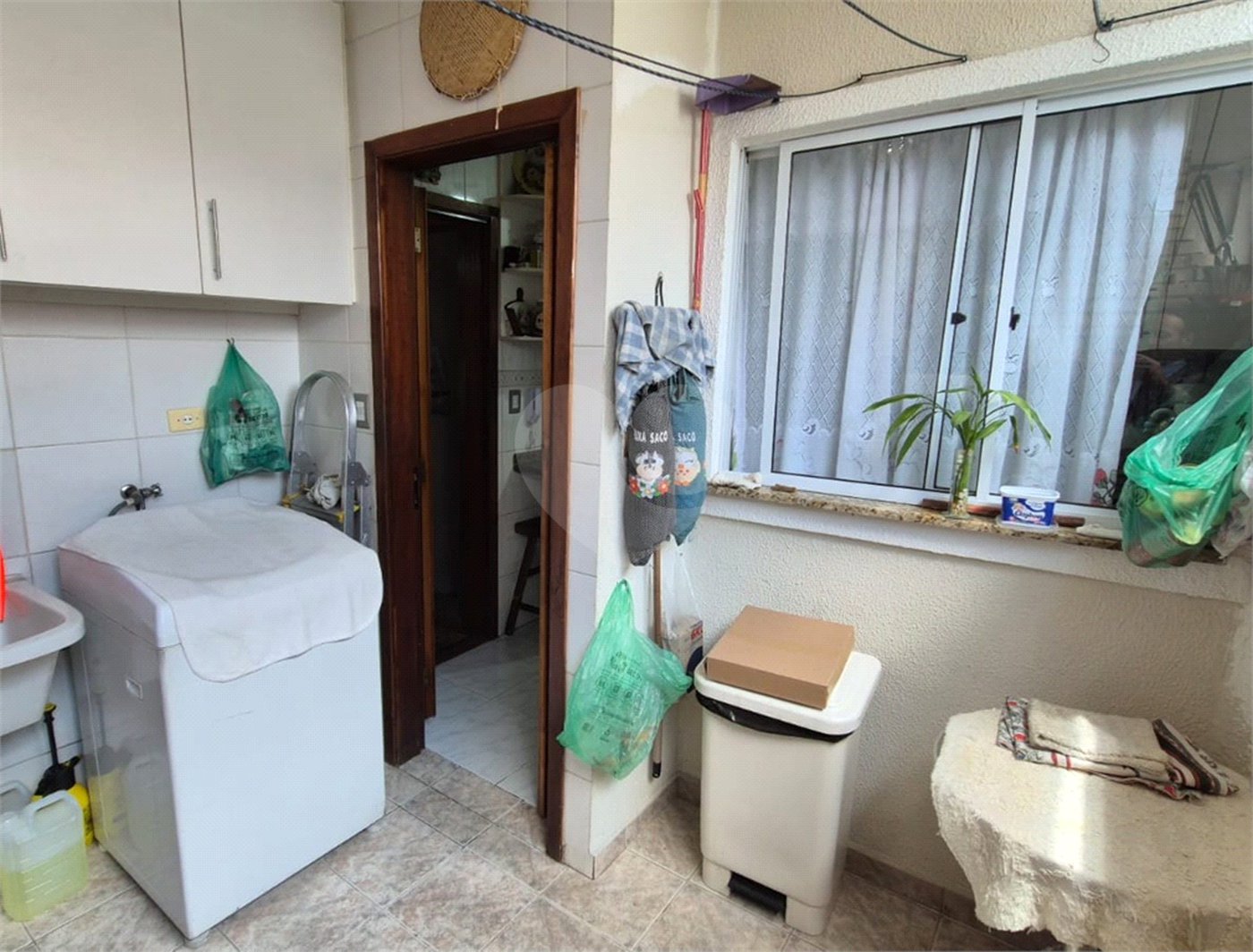 Casa à venda com 3 quartos, sendo 1 suíte, no condomínio Indefinido_ernani Pinto_439, São Paulo - SP