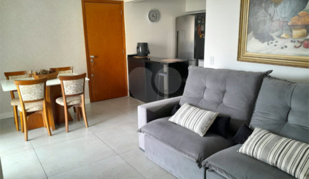 Apartamento à venda com 3 quartos, sendo 1 suíte,  em Jardim Marajoara, São Paulo, SP