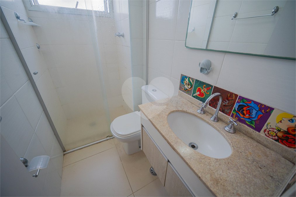 Casa à venda com 3 quartos, sendo 1 suíte,  no condomínio Queluz Vita - Casas, Cotia - SP