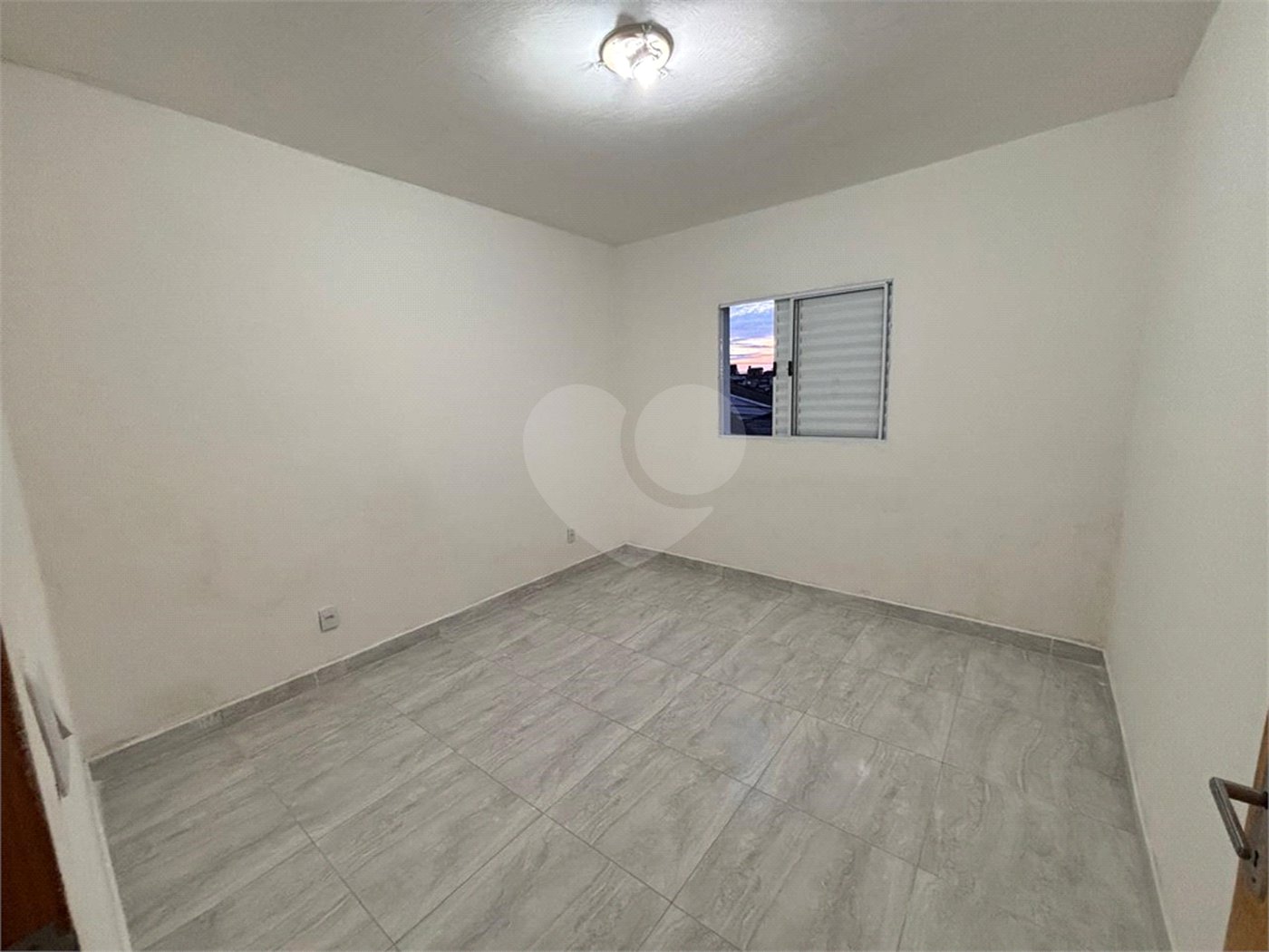 Casa à venda com 2 quartos em Jardim Camila, Mogi das Cruzes, SP