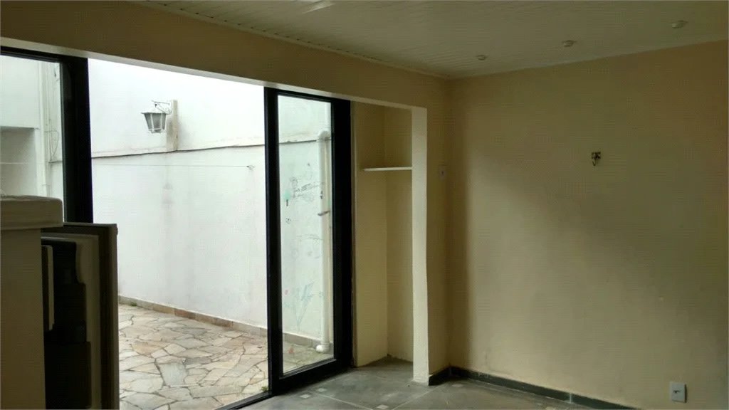 Sobrado à venda com 3 quartos, sendo 1 suíte, em Brooklin Paulista, São Paulo, SP