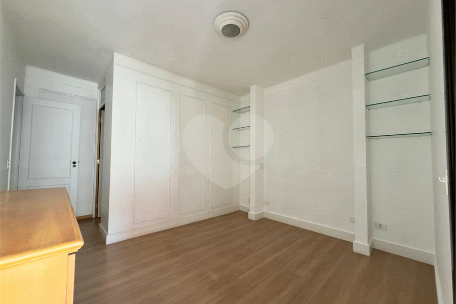Apartamento à venda com 4 quartos, sendo 2 suítes, em Santana, São Paulo, SP