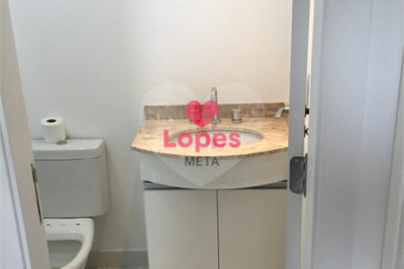 Apartamento à venda com 2 quartos, sendo 1 suíte,  em Vila Industrial, São José dos Campos, SP