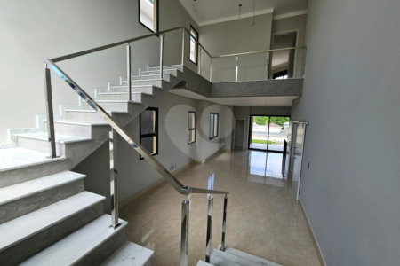 Casa à venda com 3 quartos, sendo 4 suítes, no condomínio Reserva dos Vinhedos, Louveira - SP