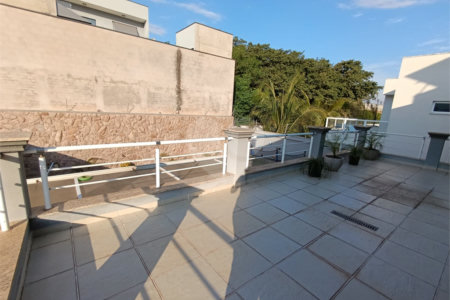 Casa à venda com 4 quartos, sendo 1 suíte, no condomínio Jardim Reserva Bom Viver de Indaiatuba, Indaiatuba - SP