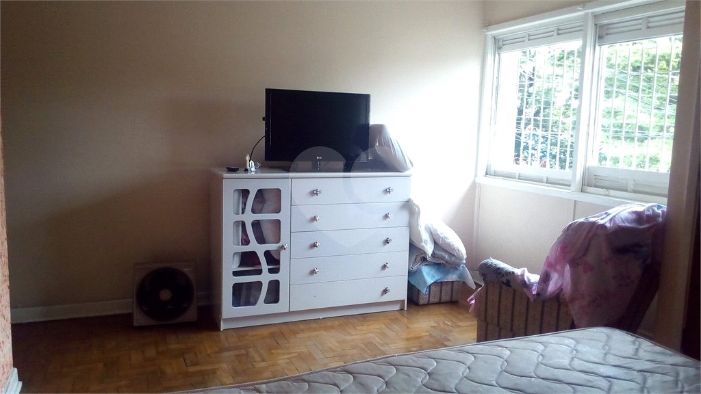 Sobrado à venda com 3 quartos em Vila Cordeiro, São Paulo, SP