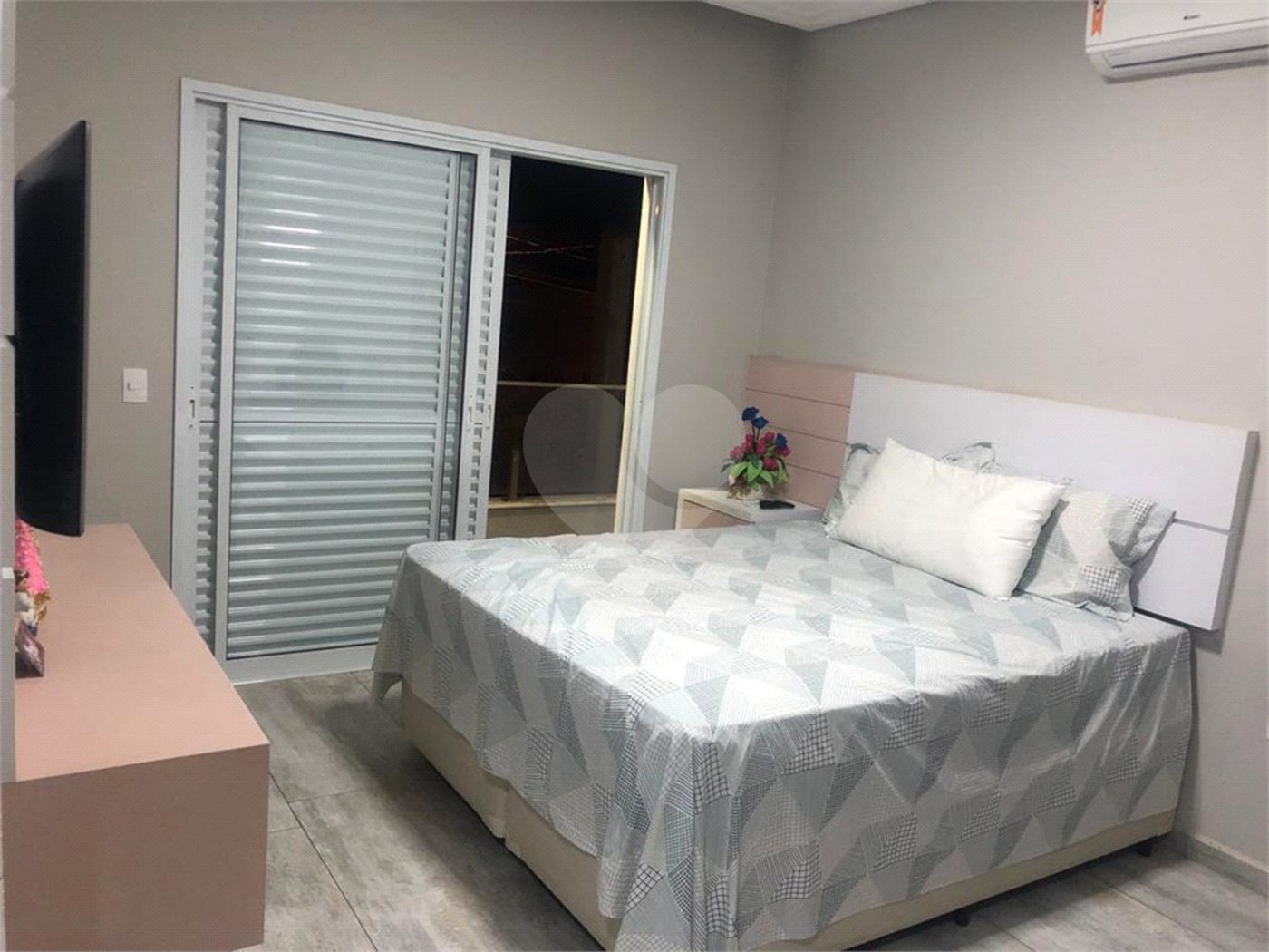 Casa à venda com 3 suítes no condomínio Vila do Bosque, Sorocaba - SP