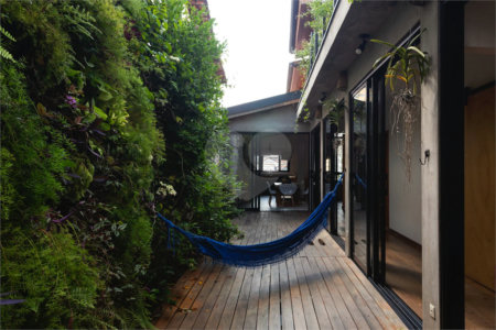 Casa Térrea à venda com 3 quartos, sendo 2 suítes,  em Vila Ipojuca, São Paulo, SP
