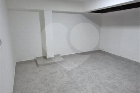 Sobrado à venda com 2 quartos em Jardim Cambara, São Paulo, SP