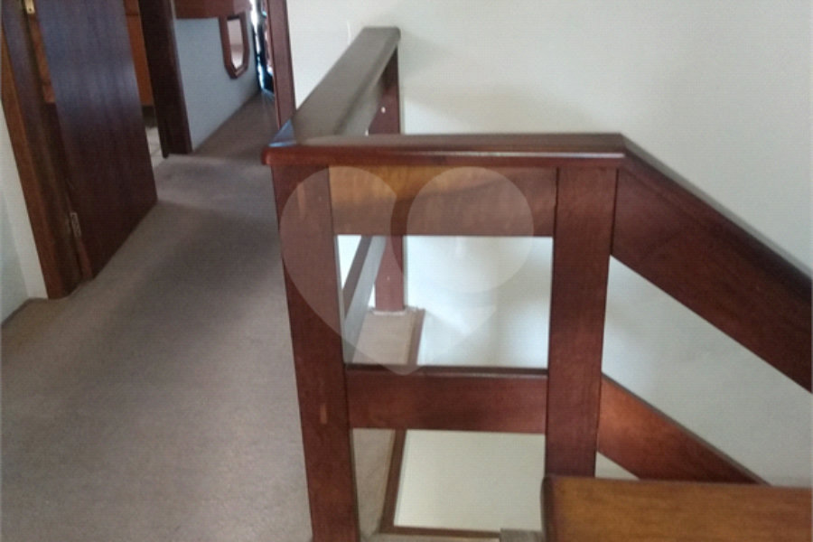 Sobrado à venda ou para alugar com 3 quartos, sendo 1 suíte, em Horto, São Paulo, SP