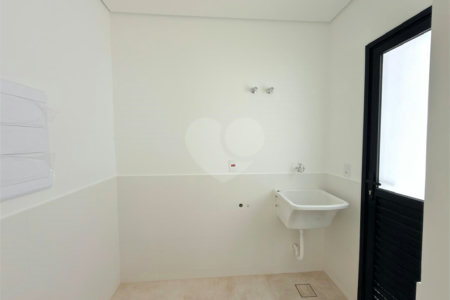 Casa à venda com 3 suítes no condomínio Mont Blanc Village, Vinhedo - SP