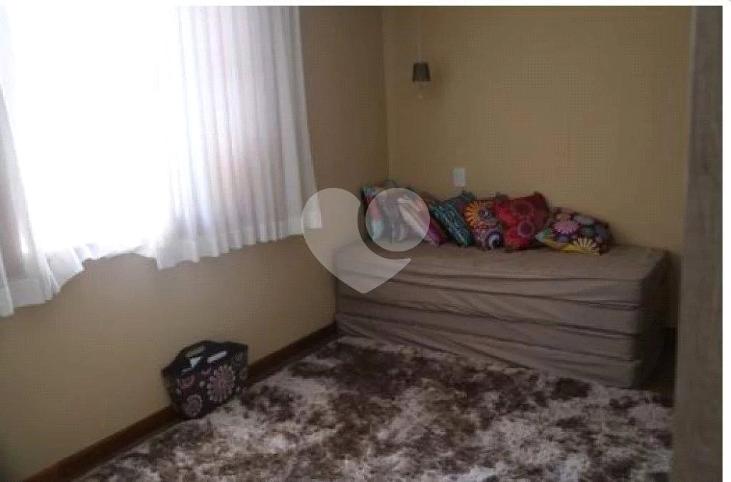 Casa à venda com 4 suítes no condomínio Suíça da Cantareira, Mairiporã - SP