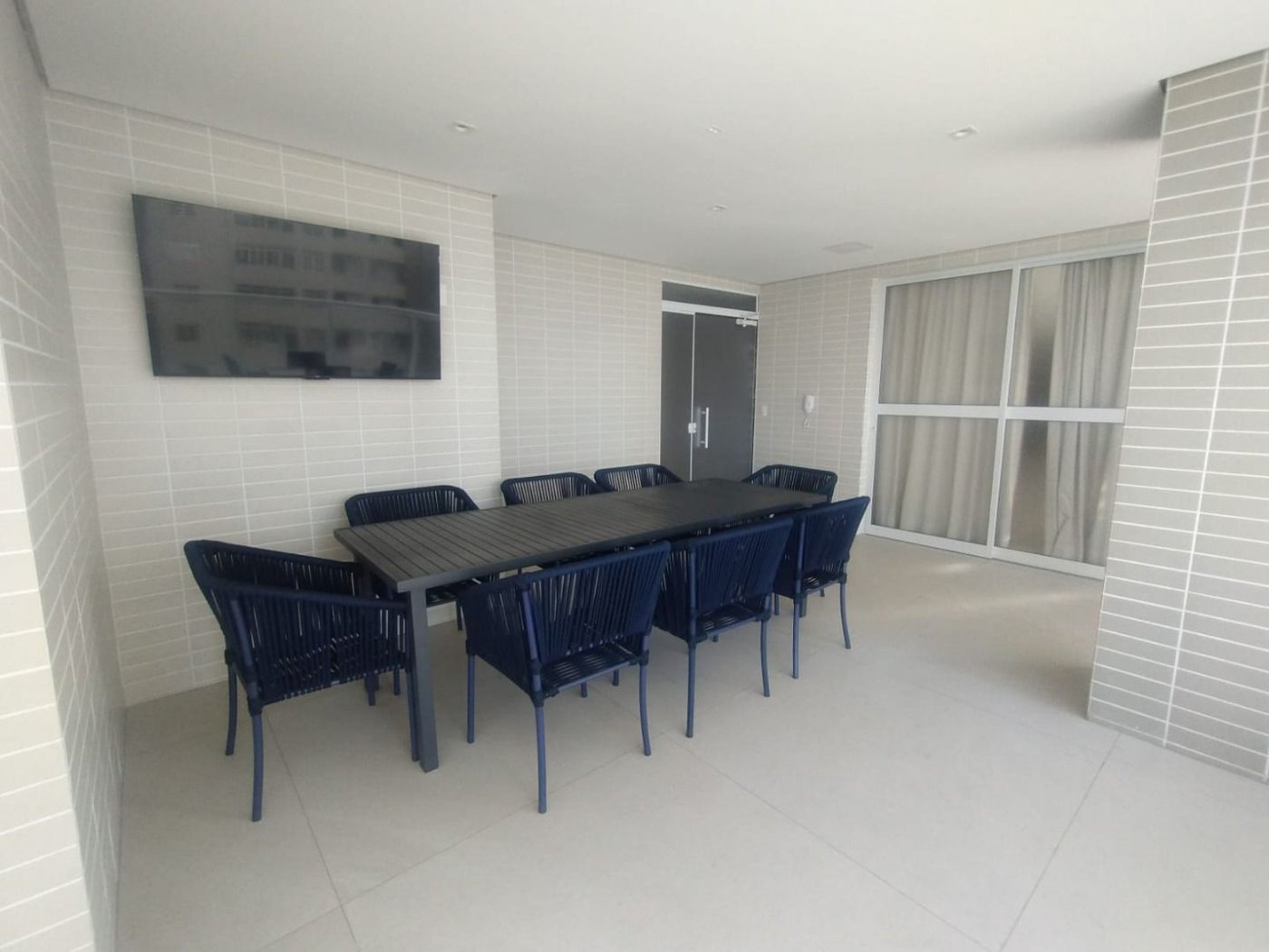 Apartamento Residencial à venda, Gonzaga, Santos - AP1742.