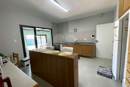 Casa à venda com 3 suítes em Jardim Terceiro Centenário, Atibaia, SP