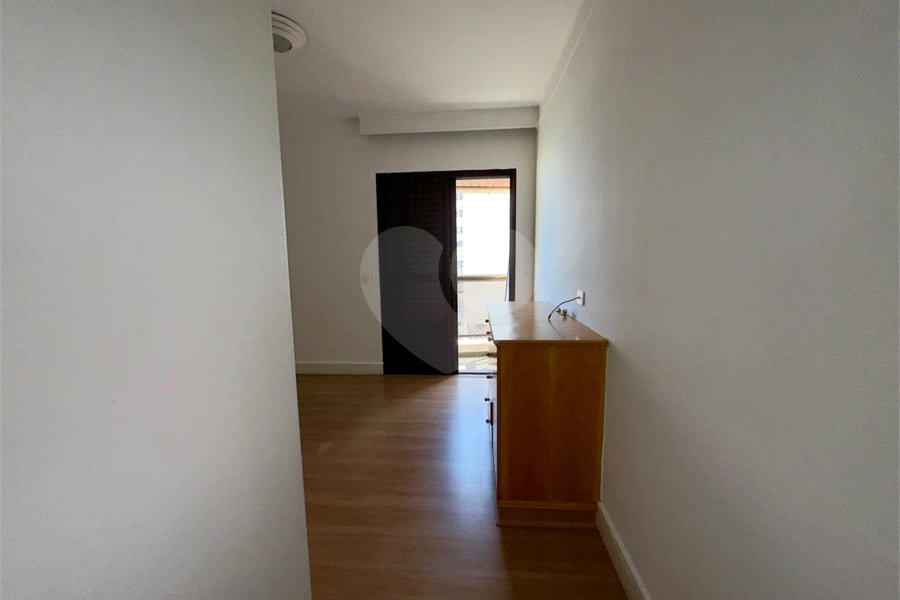Apartamento à venda com 4 quartos, sendo 2 suítes, em Santana, São Paulo, SP