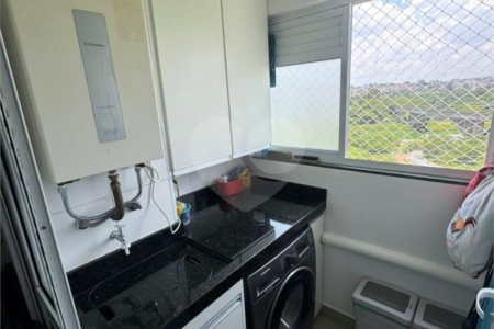 Apartamento à venda com 2 quartos, sendo 1 suíte,  em Interlagos, São Paulo, SP