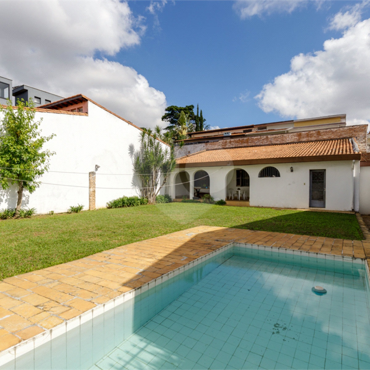 Casa Térrea à venda com 3 quartos, sendo 1 suíte,  em Brooklin Velho, São Paulo, SP