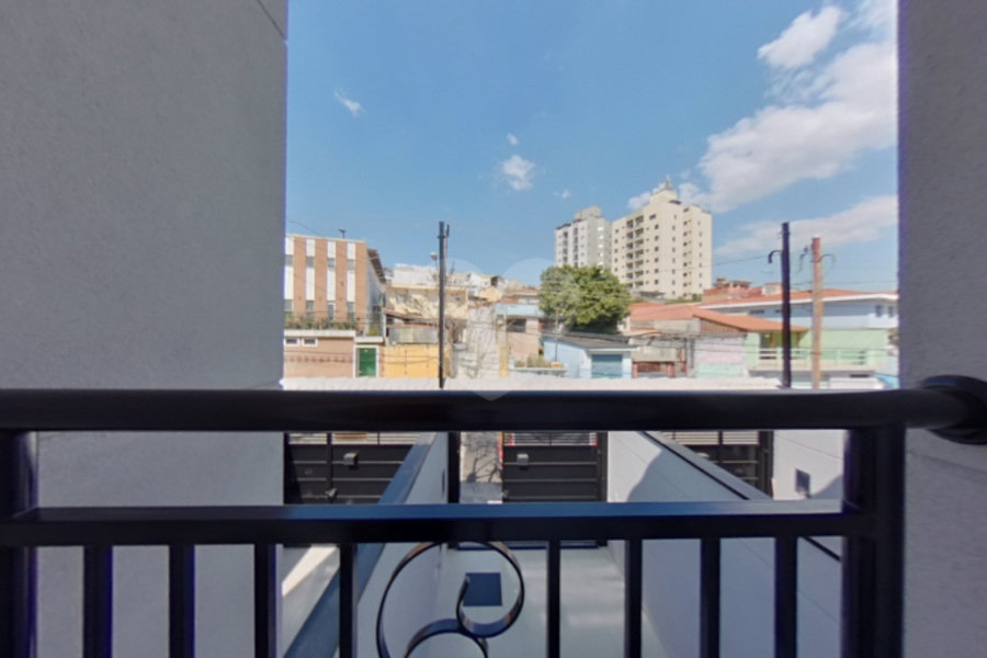 Casa à venda com 3 quartos, sendo 1 suíte, no condomínio Professora Romilde Nogueira de Sá, São Paulo - SP