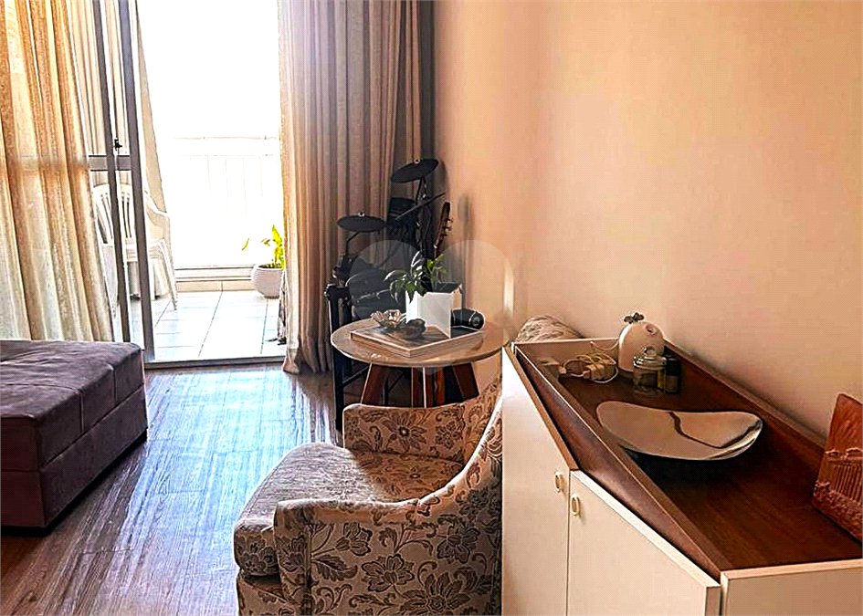 Apartamento à venda com 2 quartos, sendo 1 suíte,  em Jardim Maria José, Votorantim, SP