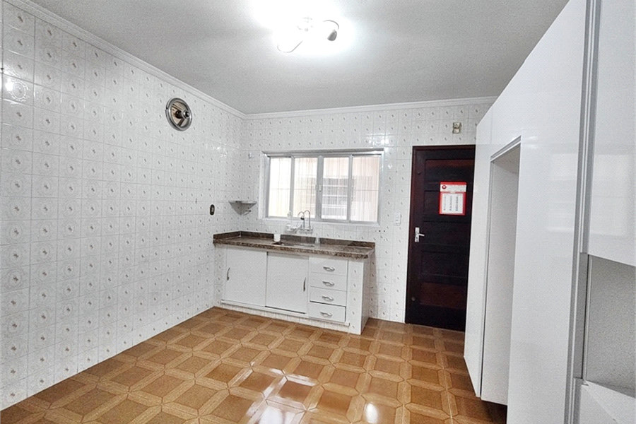 Sobrado à venda com 2 quartos em Parque Vitória, São Paulo, SP