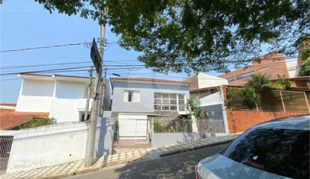 Casa à venda com 3 quartos, sendo 1 suíte,  em Jardim Faculdade, Sorocaba, SP