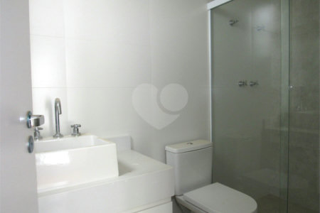 Casa à venda com 4 suítes no condomínio Premiere, São Paulo - SP