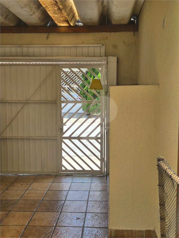 Casa à venda com 3 quartos, sendo 1 suíte, em Jardim Umuarama, São Paulo, SP