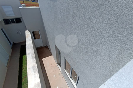 Casa à venda com 3 quartos, sendo 1 suíte, no condomínio Residencial Golden Ville, Itapetininga - SP