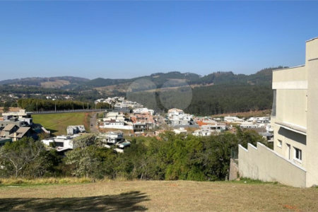 Terreno à venda em Condomínio Vale das Águas, Bragança Paulista, SP