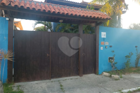 Casa à venda com 3 quartos, sendo 2 suítes,  em São José, Armação dos Búzios, RJ