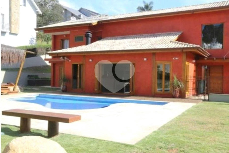 Casa à venda com 4 suítes no condomínio Suíça da Cantareira, Mairiporã - SP