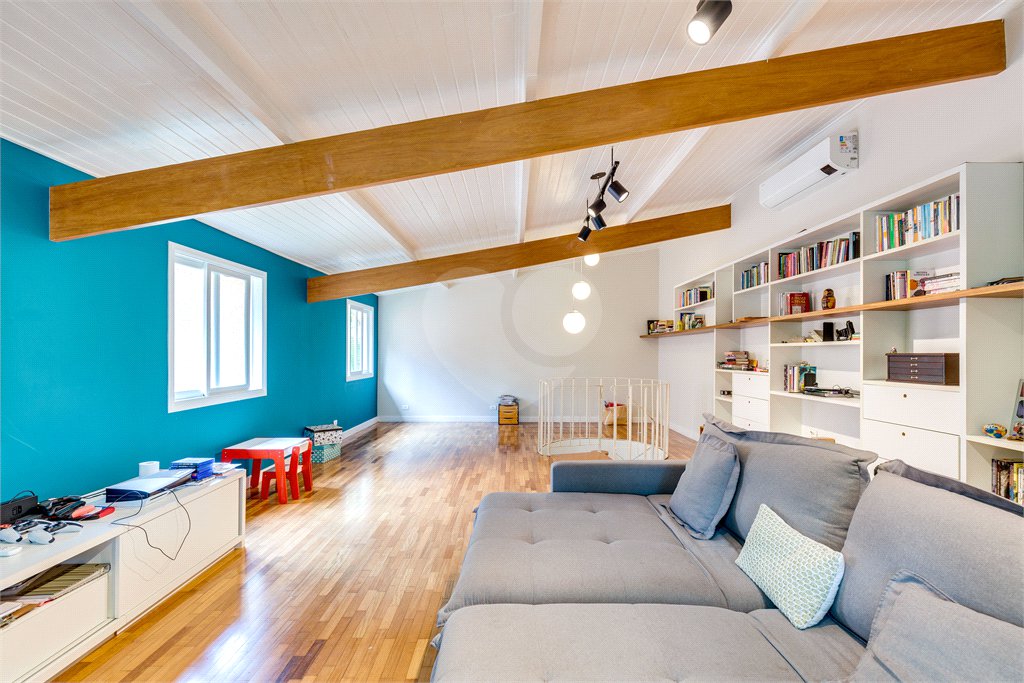 Casa à venda com 2 suítes em Alto da Boa Vista, São Paulo, SP