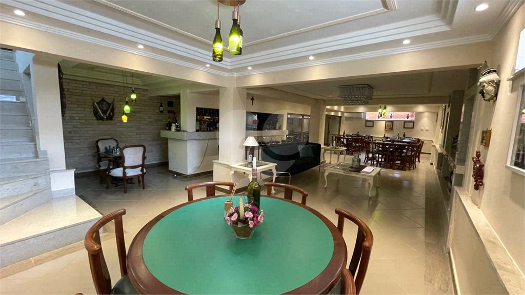 Casa à venda com 5 suítes no condomínio Fazenda Lago Azul, Araçoiaba da Serra - SP