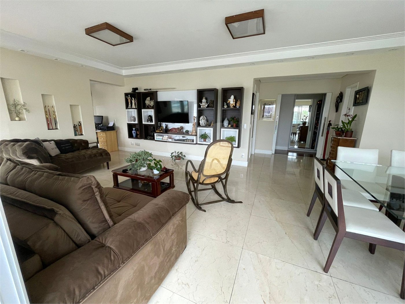 Apartamento à venda com 4 quartos, sendo 3 suítes, em Perdizes, São Paulo, SP
